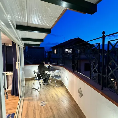 In Center Tao * Taormina