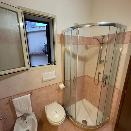 In Center Tao * Taormina